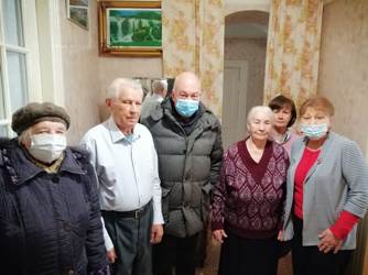 Вячеслав Доронин поздравил с 90-летним юбилеем труженика тыла